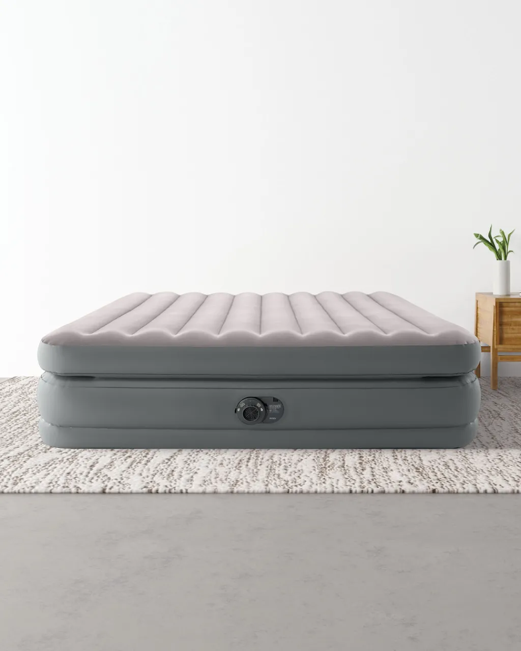 Outlet Dura-Beam® Plus Prime Comfort Air Mattress 20" Queen w/ Built-In Electric Pump Dura-Beam Plus Series